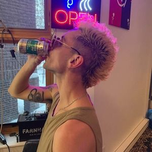 Meet your Posher, Nick